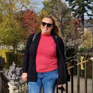 Цветелина Младенова